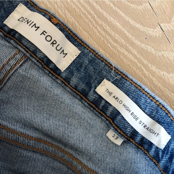 Aritzia Denim Forum The Arlo High Rise Straight Jeans Light Wash Size 23 - Picture 13 of 15